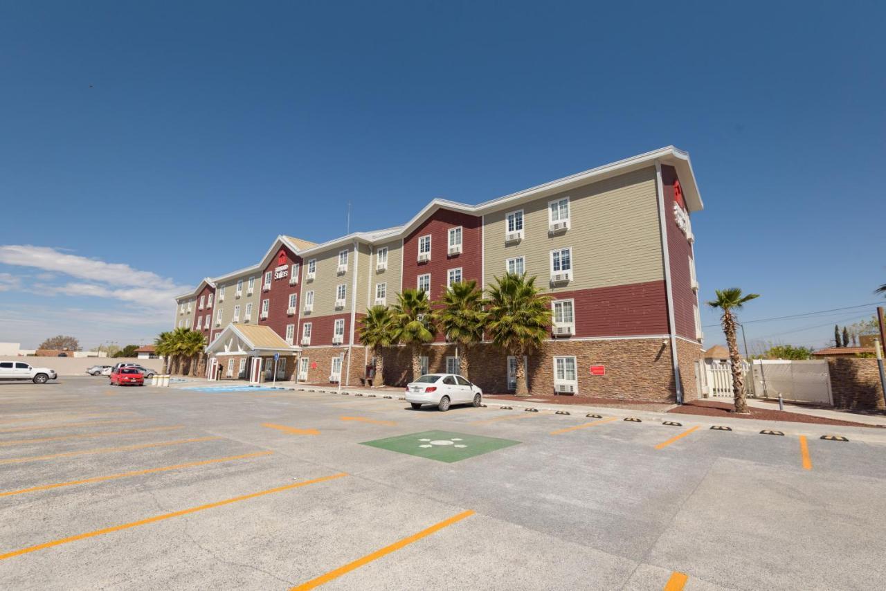 Extended Suites Coatzacoalcos Forum Exterior photo